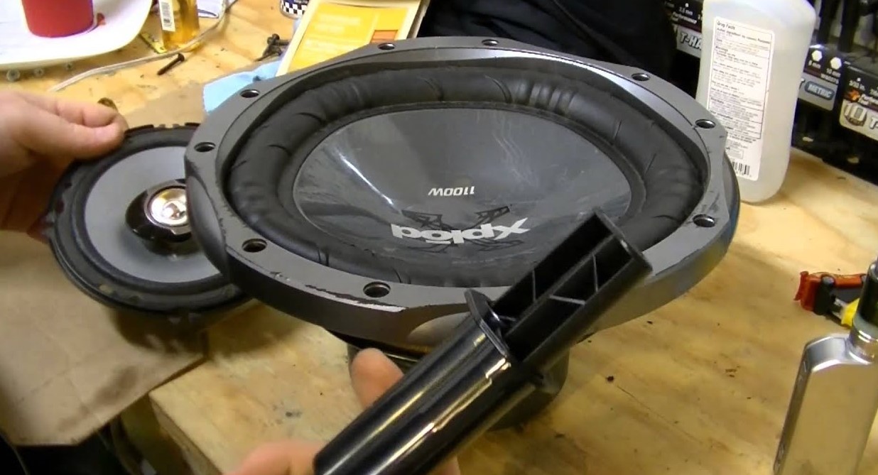 fix-the-repaired-bass-speakers-2